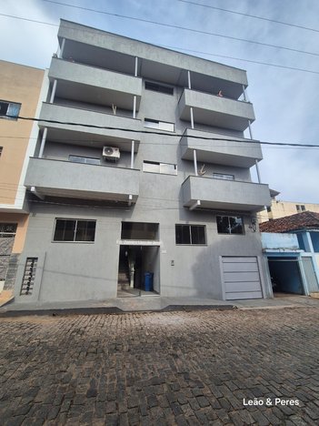 apartment em Rua Francisco Costa Abrantes, Centro - Raul Soares - MG