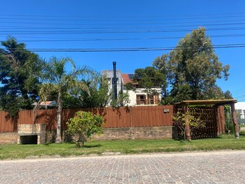 house em Rua Vereador Athaydes Rodrigues, Cassino - Rio Grande - RS