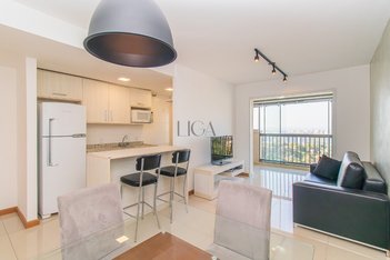 apartment em Avenida Luiz Manoel Gonzaga, Três Figueiras - Porto Alegre - RS