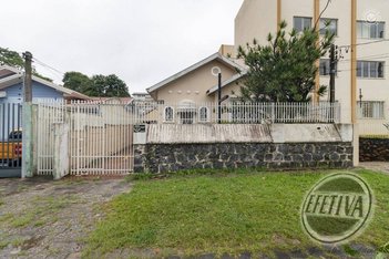 house em Rua Petit Carneiro, Água Verde - Curitiba - PR