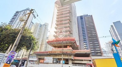 apartment em Rua Bento Viana, Água Verde - Curitiba - PR