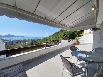 apartment em Avenida Francisca Bordini do Amaral, Toninhas - Ubatuba - SP