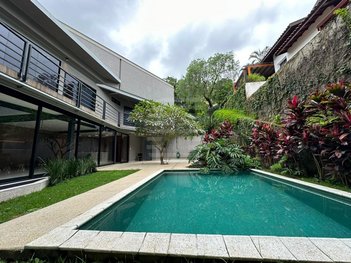 house em Rua das Aroeiras, Chácara Flora - Valinhos - SP