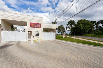 house em Rua Rafael Puchetti, Itália - São José dos Pinhais - PR