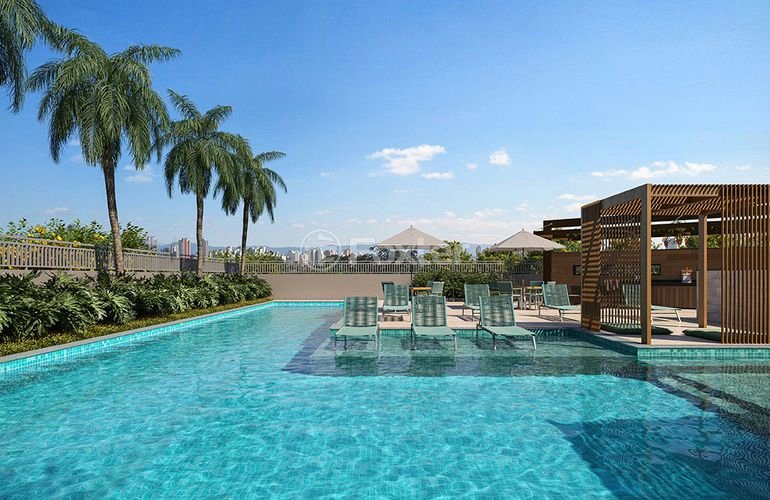 piscina-com-vista-panoramica-e-deck-de-madeira
