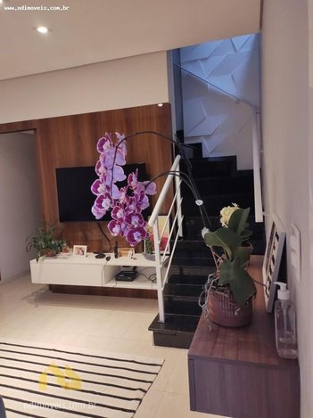 house em Avenida Dona Antônia Maria de Souza, Vila Lavínia - Mogi das Cruzes - SP