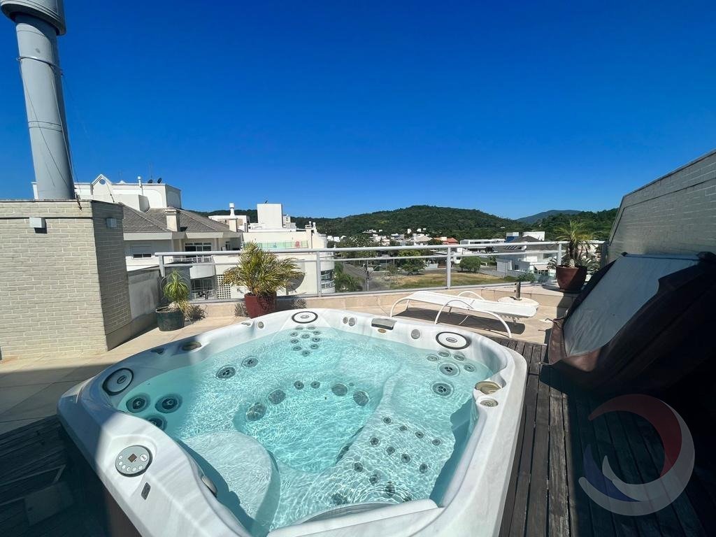 2 - Jacuzzi