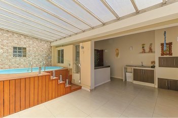 apartment em Rua Perpétua Teles, Petrópolis - Porto Alegre - RS