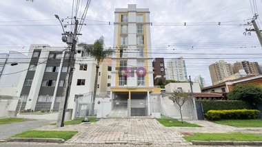 apartment em Rua Doutor Alexandre Gutierrez, Água Verde - Curitiba - PR