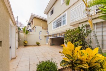 house em Rua Diógenes de Lima, Parque Peruche - São Paulo - SP