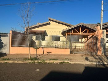 house em Rua Serra do Mar, Bandeirantes - Londrina - PR
