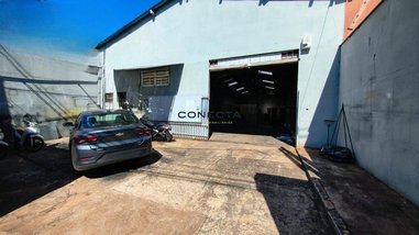 industrial em Rua Amaro Romeu Ramalho, Helena - Londrina - PR