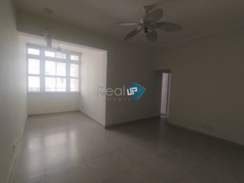 apartment em Avenida Nossa Senhora de Copacabana, Copacabana - Rio de Janeiro - RJ