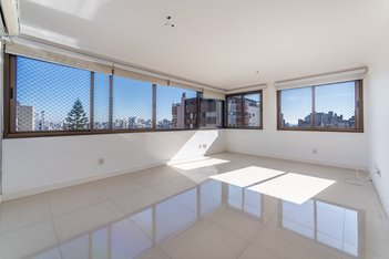 apartment em Rua Liberdade, Rio Branco - Porto Alegre - RS