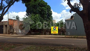 land_lot em Rua Domingos de Freitas, Segismundo Pereira - Uberlândia - MG