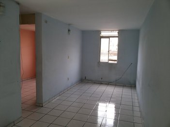 apartment em Avenida Presidente Tancredo de Almeida Neves, Conjunto Habitacional Presidente Castelo Branco - Carapicuíba - SP