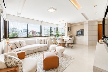 apartment em Rua Atanásio Belmonte, Boa Vista - Porto Alegre - RS