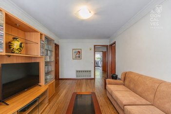 apartment em Rua Brasílio Itiberê, Água Verde - Curitiba - PR