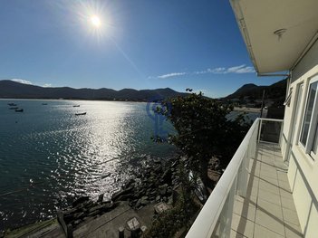 apartment em Rua Caminho do Costão, Pântano do Sul - Florianópolis - SC