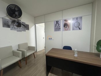 office em Avenida Senador Salgado Filho, Guabirotuba - Curitiba - PR