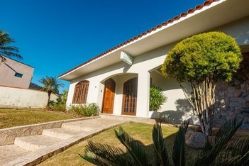 house em Rua Marechal Castelo Branco, Centro - Schroeder - SC