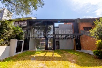 commercial_property em Rua João Berutti, Chácara das Pedras - Porto Alegre - RS