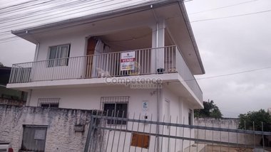 house em Rua Osmar Schutz, Fazenda Santo Antônio - São José - SC