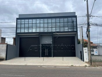 industrial em Rua Doutor Américo Figueiredo, Jardim Simus - Sorocaba - SP