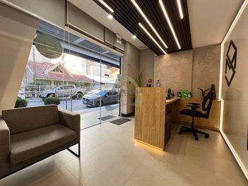 office em Rua 240, Meia Praia - Itapema - SC