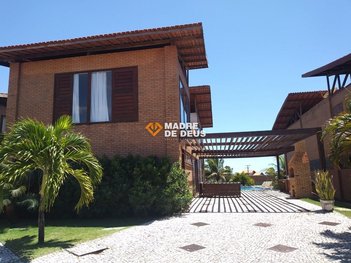 house em Avenida Zezé Diogo, Vicente Pinzon - Fortaleza - CE