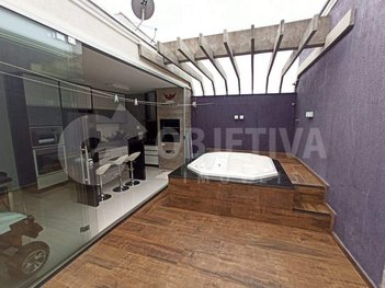 house em Avenida dos Ferreiras, Aclimação - Uberlândia - MG