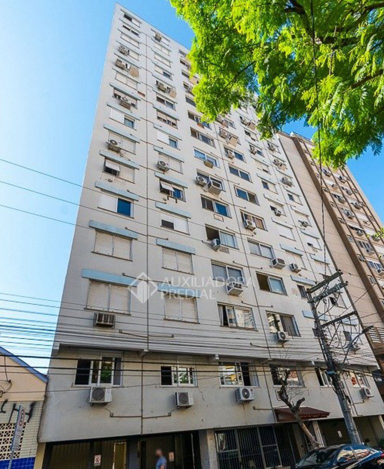 Condomínio Edificio Tour D Argent Rua Coronel Genuino, 194, Centro