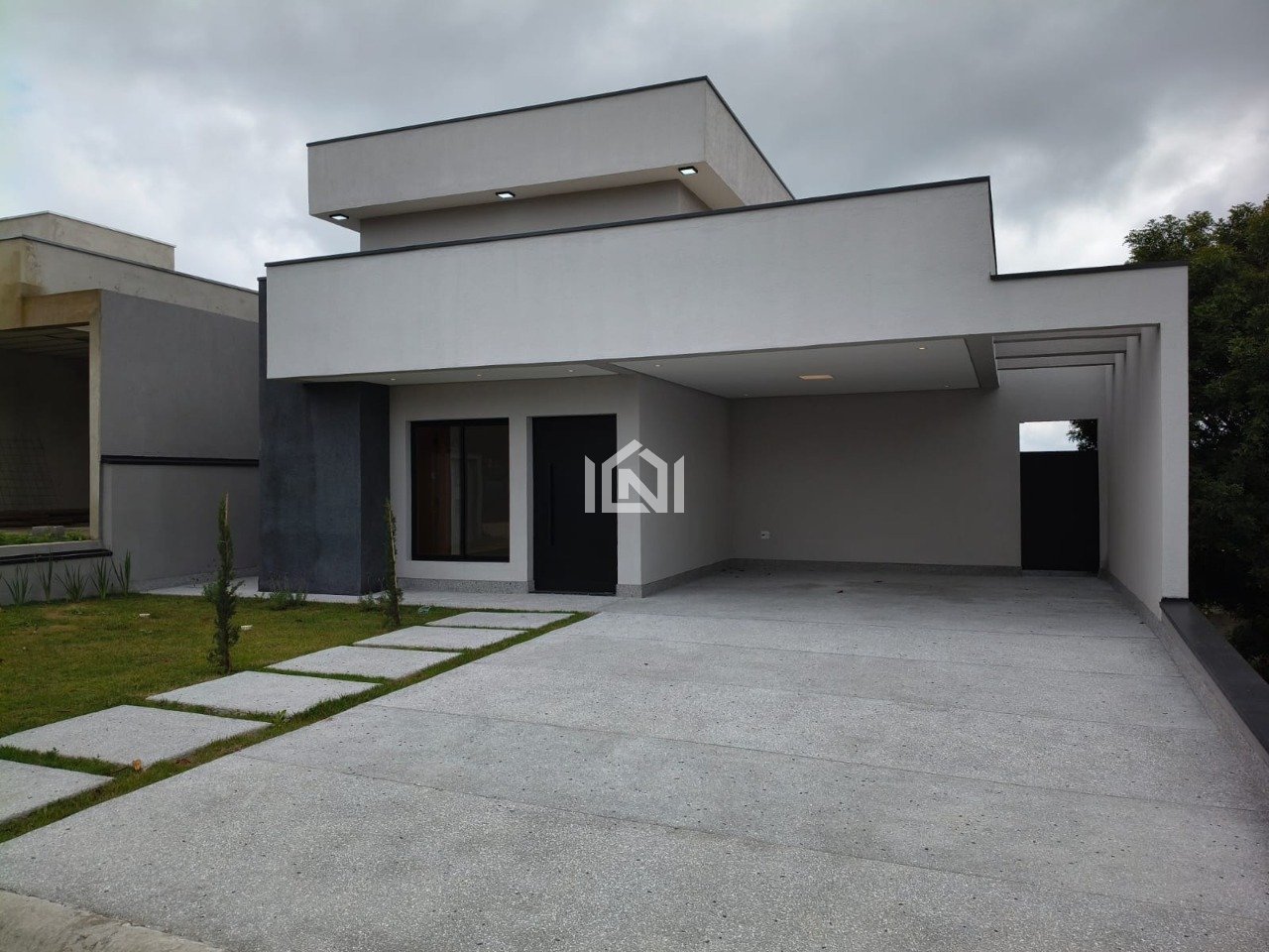 casa a venda no Reserva jatoba - 
fachada