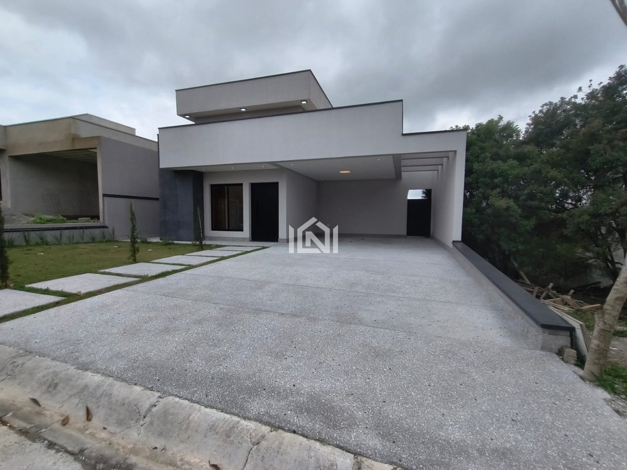 casa a venda no Reserva jatoba - 
fachada