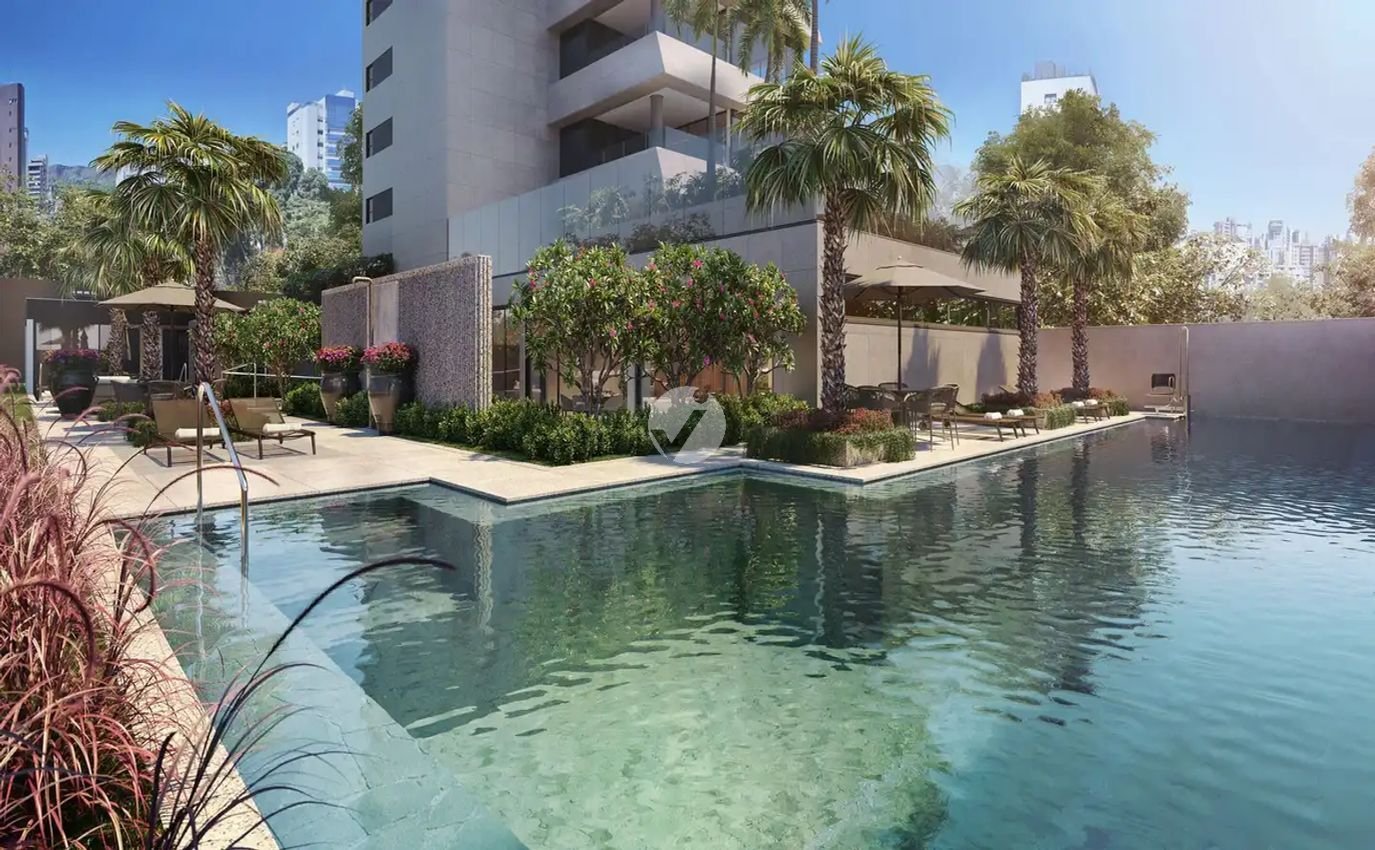 Piscina com deck