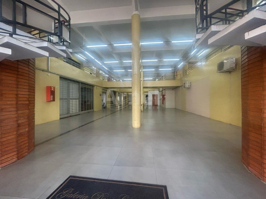 INTERNO