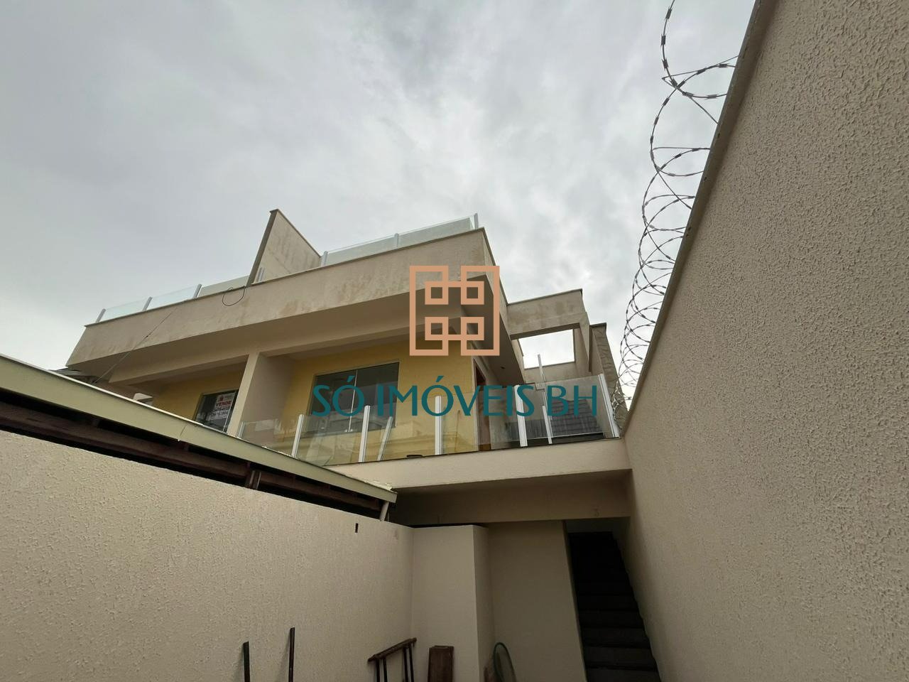 949fe48c-5970-4222-9d49-9f936d1c6481