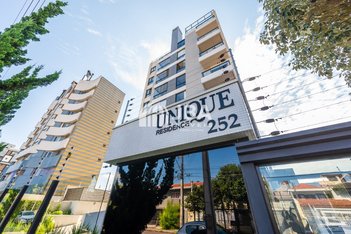 apartment em Rua Schiller, Cristo Rei - Curitiba - PR