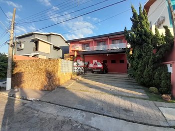 house em Rodovia Nilo Máximo, Vila Zezé - Jacareí - SP