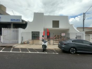 house em Rua Thomaz Silva, Jardim Petrópolis - Varginha - MG