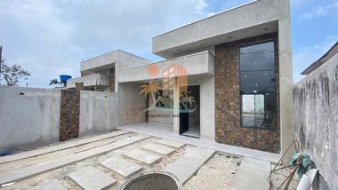 house em Rua Angola, Matinhos - Matinhos - PR