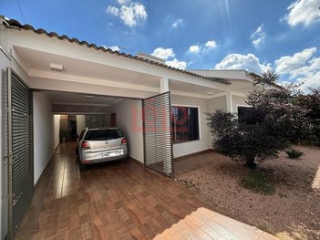 house em Rua Antônio José Perez Corrêa, Jardim Botânico - Maringá - PR