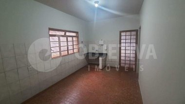 house em Rua Roosevelt Oliveira, Nossa Senhora Aparecida - Uberlândia - MG