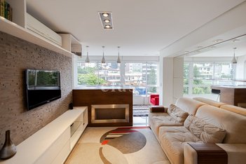 apartment em Rua Pedro Chaves Barcelos, Mont Serrat - Porto Alegre - RS