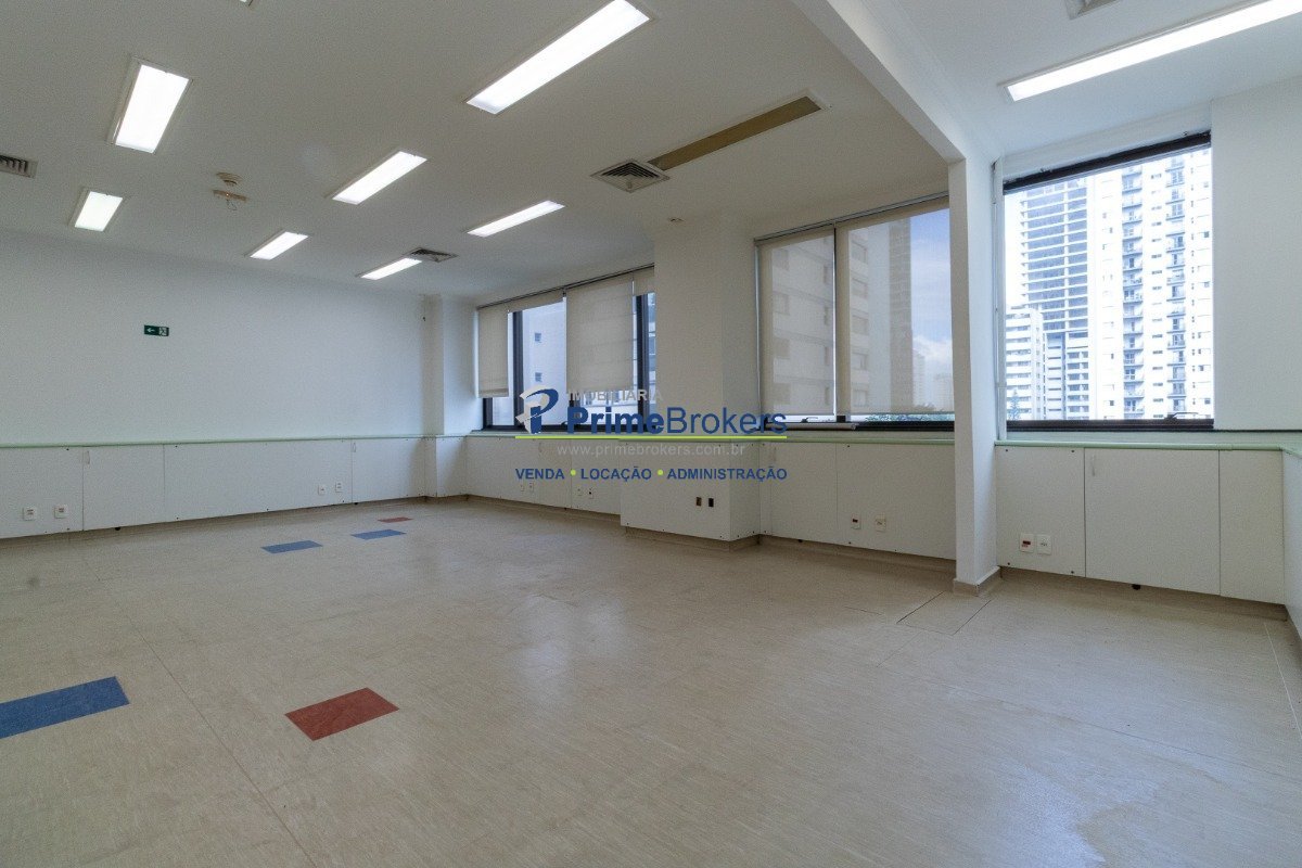 01a339c6-466d-4feb-8a33-f85a47864379