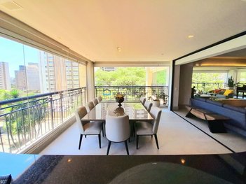 apartment em Avenida Chibarás, Moema - São Paulo - SP