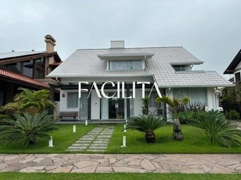 house em Rua dos Amborés, Jurerê Internacional - Florianópolis - SC