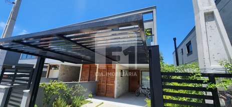 house em Travessa Iracema das Chagas Pires, Campeche - Florianópolis - SC