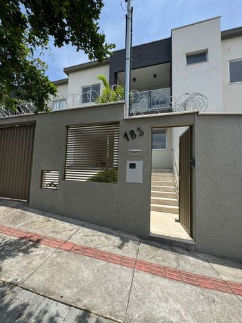 house em Rua Zeca de Matos, São Gonçalo - Contagem - MG
