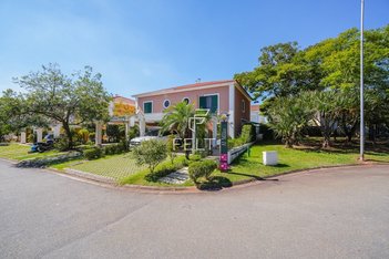 house em Avenida Victor Civita, Tamboré - Santana de Parnaíba - SP